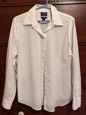 Chaps Classics No Iron Woman’s XL White Button Down Shirt- like new